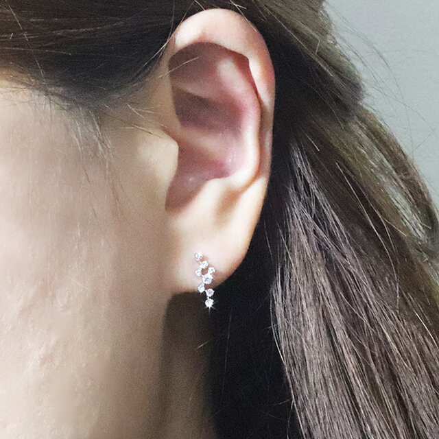 k18 天然ダイヤモンド 0.11ct デザインピアス pierced earrings YG WG