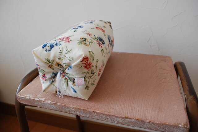 ちょい寝枕『flower』の画像1枚目