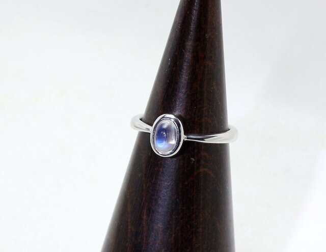 Pt900 ブルームーンストーン　リング Pt900 ブルームーンストーンリング 0.68ct | iichi 日々の暮らし