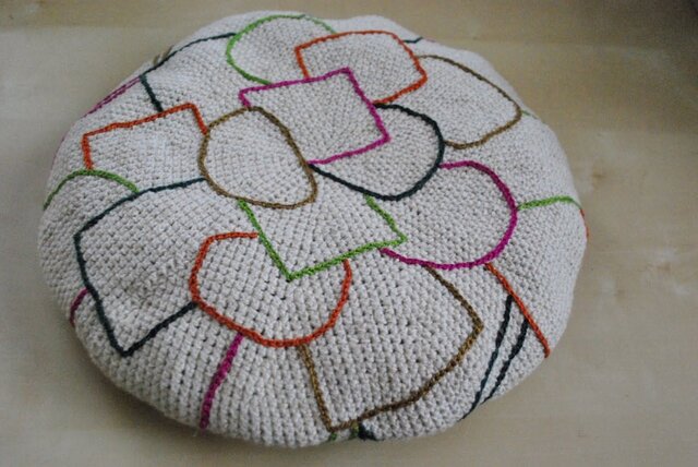 カラフル刺繍ベレー帽 きなり | iichi 日々の暮らしを心地よくする