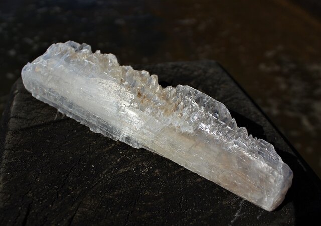 セレナイト 原石 | iichi 日々の暮らしを心地よくする