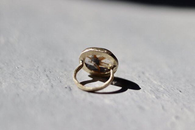 スターバーストルチルクォーツのゆびわ | iichi 日々の暮らしを