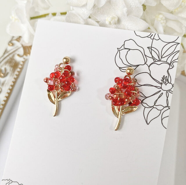 大人のチェコビーズ・小さなガラスの花ピアス4 | iichi 日々の暮らしを
