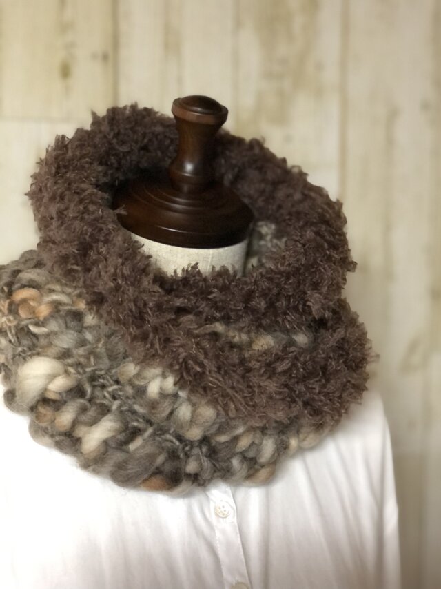 【受注制作】楽チン♪かぶるだけ★ぬくぬくファーがあったかい❤️スラブヤーンのスヌード（ブラウン