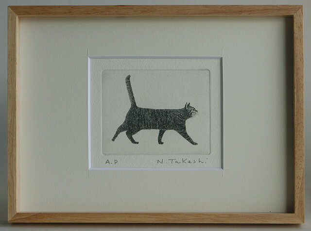 横向きの猫/銅版画(額あり）の画像1枚目