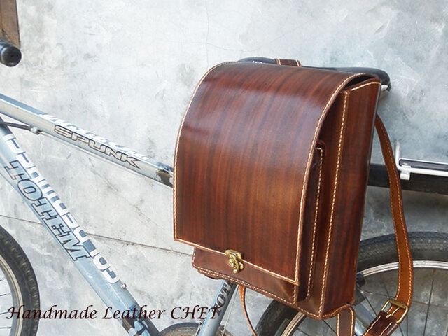 【美品】CHET-LEATHER 大人用ランドセル 本革リュック ブラウン 大人用ランドセル・茶色 - CHET-LEATHER | minne byGMOペパボ