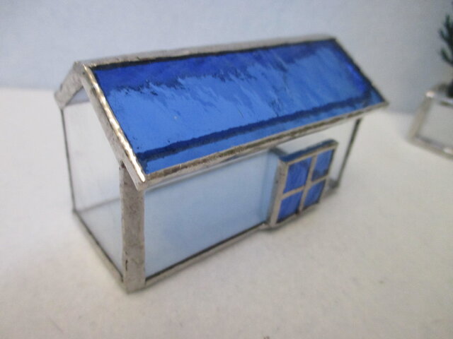 12 ガラスのおうち ｽﾃﾝﾄﾞｸﾞﾗｽ ブルー屋根の家 ミニハウス | iichi 日々