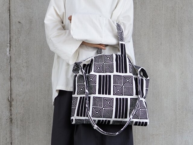 半額以下！新品✨タケオキクチ パッチワークプリント トートバッグ A4 ブラウン 半額以下！新品✨タケオキクチ パッチワークプリント トート