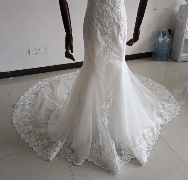 ホワイトウェディングドレス(マーメイドドレス) 楽天市場】ウェディングドレス マーメイドドレス 結婚式