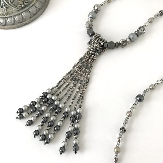 ネパール•アンティークビーズ•ネックレス カレン族シルバー 1100年以上前 アンティークビーズ 水色