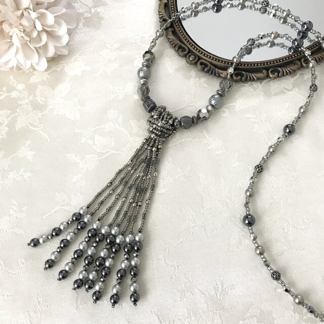 ビーズ タッセル Yネックレス アンティーク シルバー色 | iichi 日々