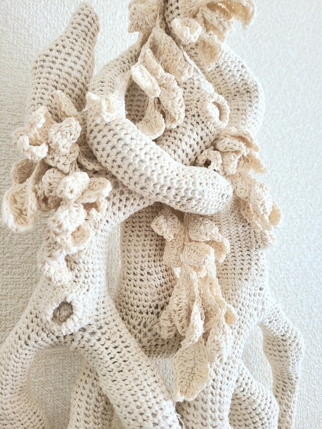 157.手編みの壁掛けオブジェ〈Roots〉 | iichi 日々の暮らしを心地よく
