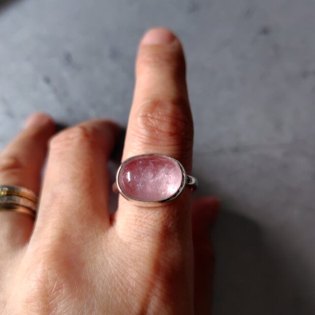モルガナイトシルバーリング#14 | iichi 日々の暮らしを心地よくする