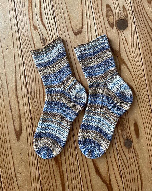 No.953 手編み靴下DUETTO