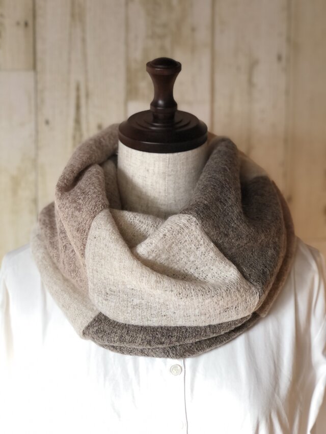 楽チン♪かぶるだけ★タムニットのパッチワークスヌード11（エクリュ×ローズベージュ×グレイッシュブラウン）一点ものです