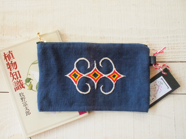 アイヌ刺繍 リネンスタイ 14まいめ アイヌ刺繍 リネンスタイ 14まいめ