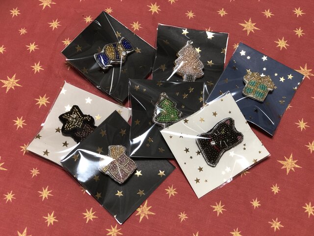 専用　ビーズ　刺繍ブローチ　ハンドメイド　クリスマス 専用 ビーズ 刺繍ブローチ ハンドメイド クリスマス - メルカリ