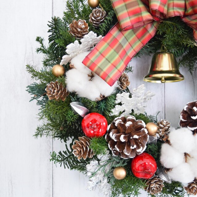 大人も飾りたくなる♪ベルが鳴るクリスマスリース | iichi 日々の