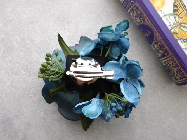 限定数】大きな薔薇 フラワーコサージュ □ Limited □ ベロア素材