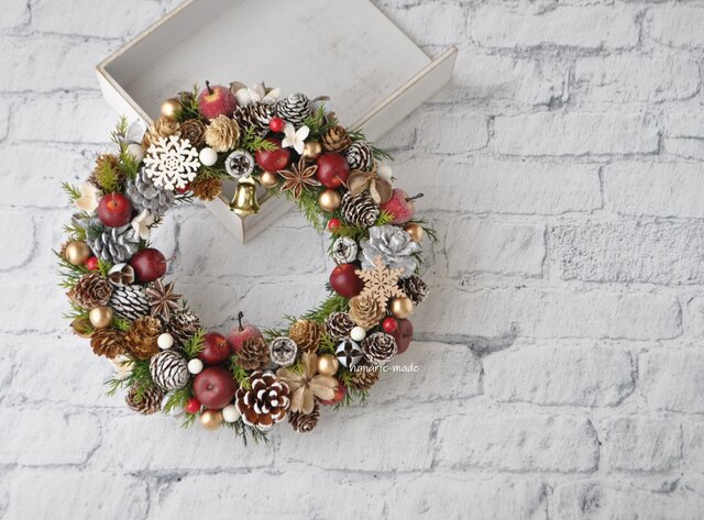 cr5 いろいろな林檎と木の実のリース：冬リース クリスマス ベル