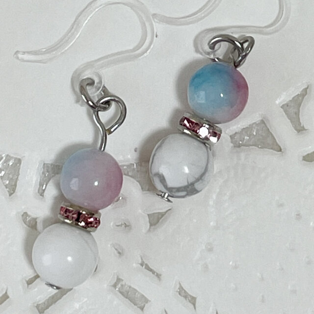 キャンディジェイド＆マグネサイトのプチピアス/イヤリング/チャーム｜u-005