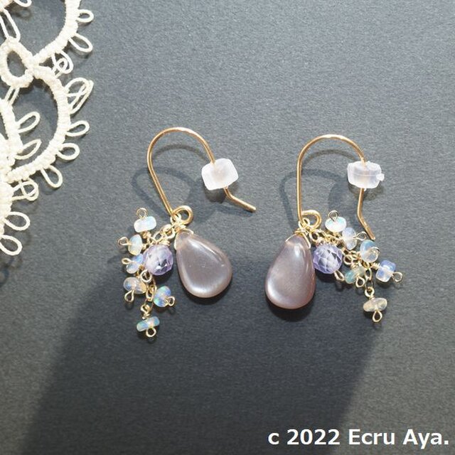 *秋の月影*チョコレートムーンストーンがメインのピアス