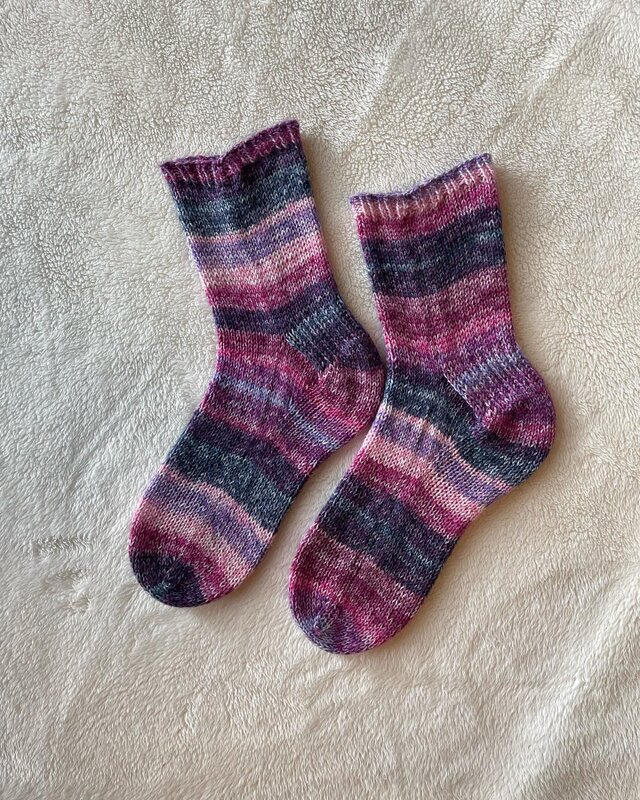 No.977 手編み靴下 COSIMA