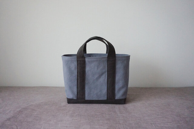 TOTE BAG -bicolor- (M) / coolgray × graybrownの画像1枚目