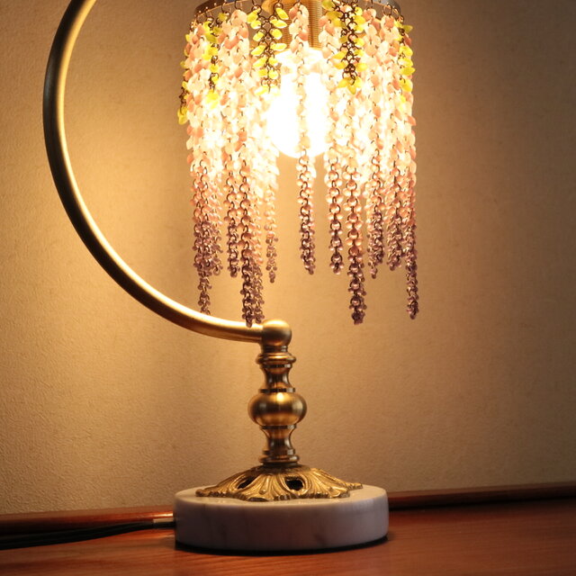 藤の花のランプ | iichi 日々の暮らしを心地よくするハンドメイドや