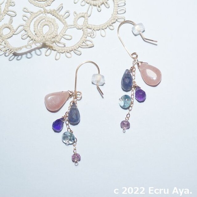 *立冬*秋が極まり冬の気配が立ち始める日のピアス