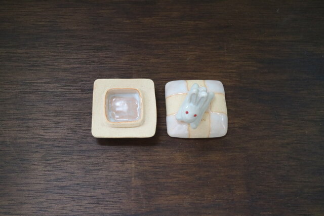 うさぎの香合 | iichi 日々の暮らしを心地よくするハンドメイドや