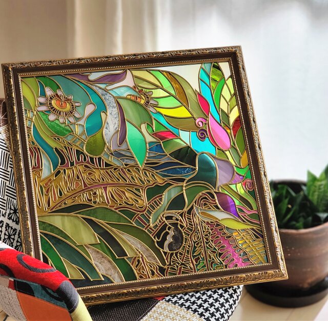 アンティーク ガラス絵 額入り 琉球やんばる物語り』アンティーク調ゴールド額グラスアート