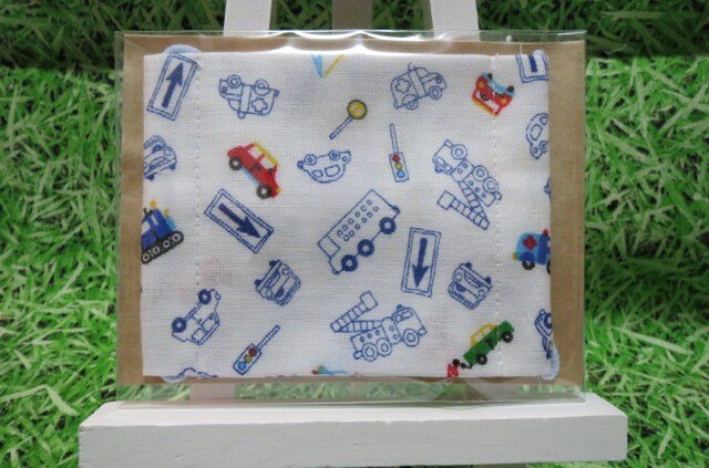 子供マスクSサイズ 車とトラックの画像1枚目