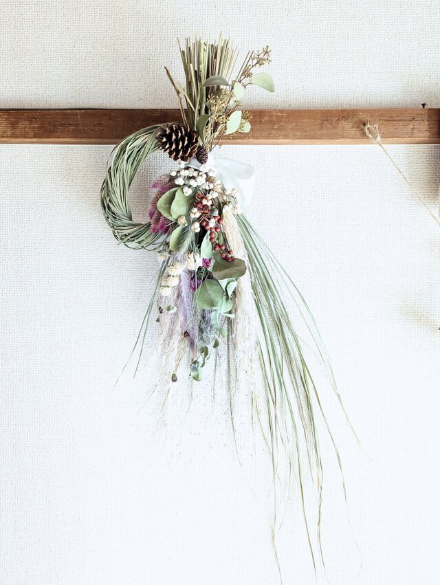 野バラの実やナンキンハゼ、パンパスグラスを使ったレモングラスのリース！お正月飾りにも！