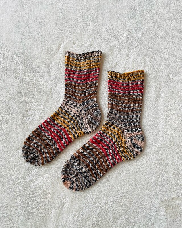 No.989 手編み靴下