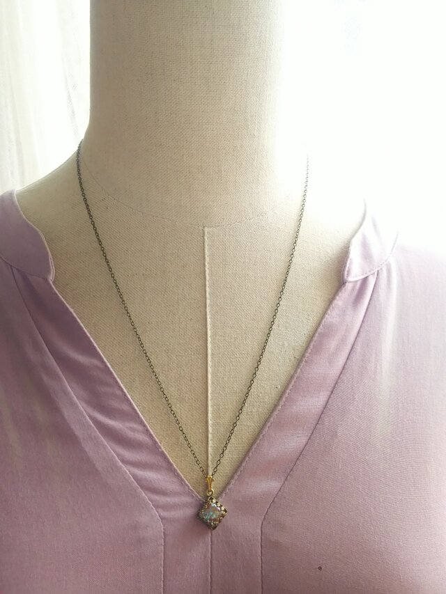 アンティーク サフィレット（スクエア型 8㎜）フルール・ド