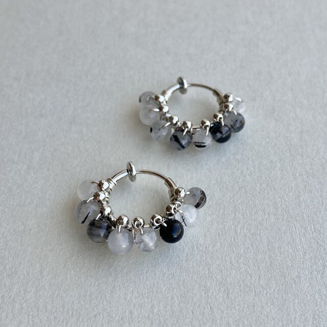 WG*ブラックルチルフープイヤリング