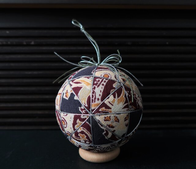 木目込み毬 ＃23 | iichi 日々の暮らしを心地よくするハンドメイドや