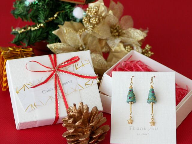 クリスマスツリーピアス／サージカルステンレス·イヤリング·樹脂ピアス