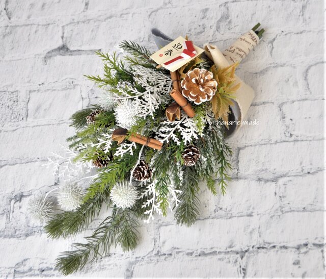 wsw11 白と緑のスワッグ：冬 スワッグ クリスマス 木の実 お正月