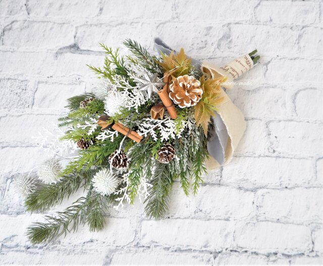 wsw11 白と緑のスワッグ：冬 スワッグ クリスマス 木の実 お正月