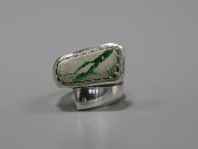 ブロークンアローのリング iichi ハンドメイド・クラフト作品・手仕事品の通販