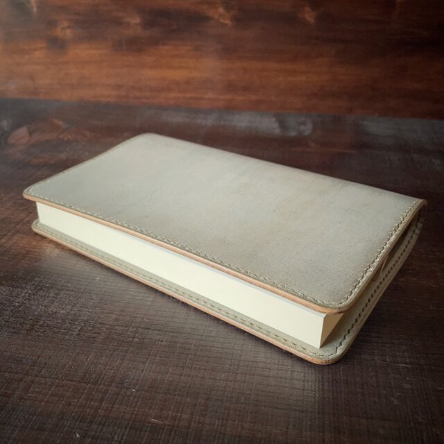 《新書判サイズ》レザーブックカバー（Tundra）