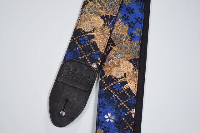 桜と扇 帆布ギターストラップ（藍）京都金襴 | iichi 日々の暮らしを