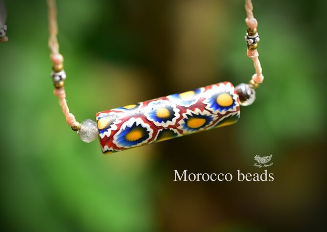 大昔の記憶☆モロッコ産アンティークビーズネックレス779 | iichi 日々