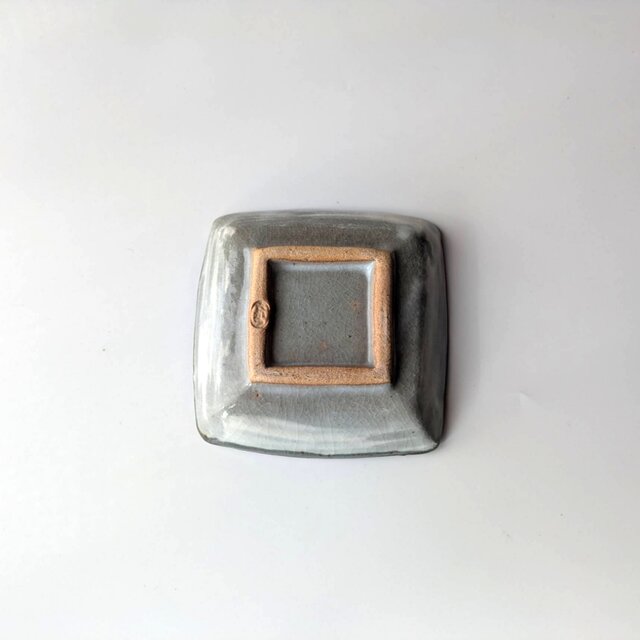 白刷毛目の小皿 豆皿 【手仕事 民藝 和 陶器】 | iichi 日々の暮らしを