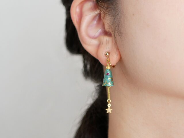 クリスマスツリーイヤリング【BOX入り】 | iichi 日々の暮らしを