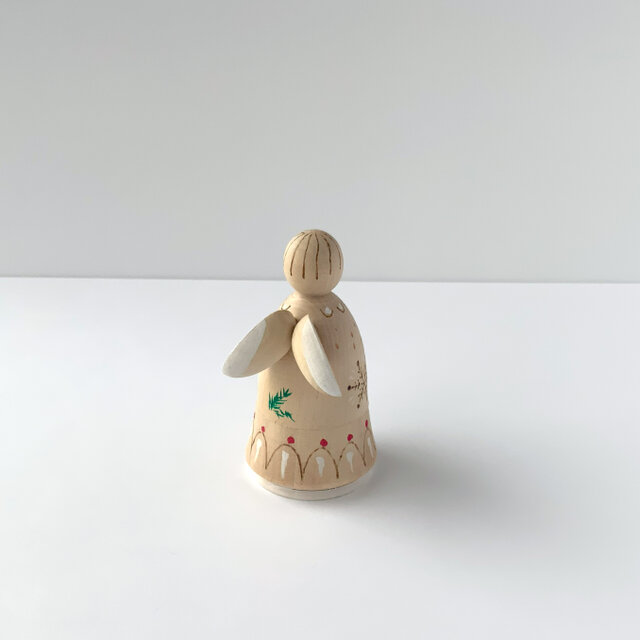 ロシア雑貨☆天使マトリョーシカ(5P)『詩的な天使』バルスコワ作 リダ工房 天使のマトリョーシカ（タマゴ入り） | iichi 日々の暮らしを心地よく