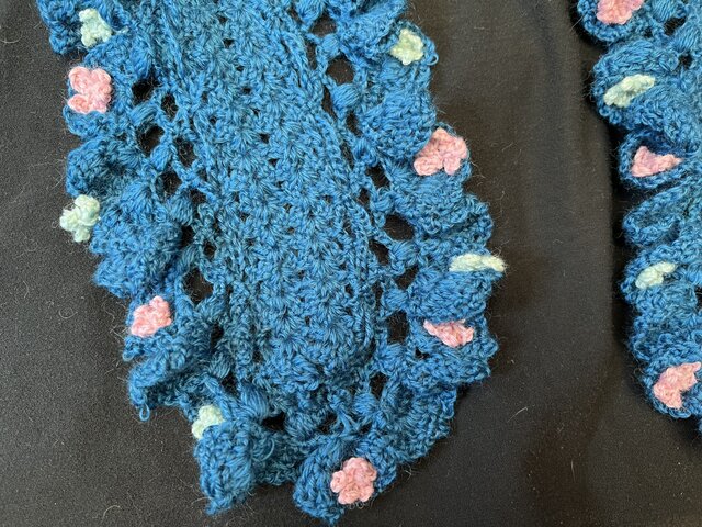 フリルマフラー ブルー | iichi 日々の暮らしを心地よくする