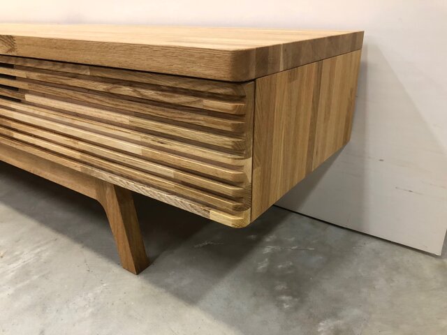 タモ材　手作りテレビ台　アンティーク　一点物 124【古民家DIY】オーク無垢材で作るテレビボード｜超本格的なテレビ